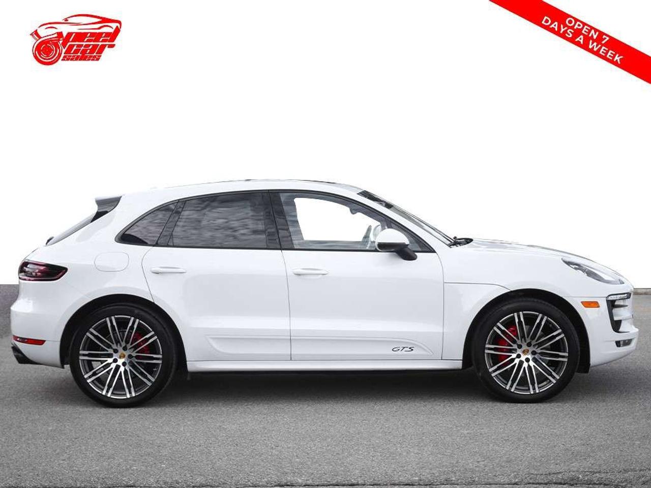 2017 Porsche Macan GTS Panoramic roof BSM. Bose Audio Leather Seats. Photo