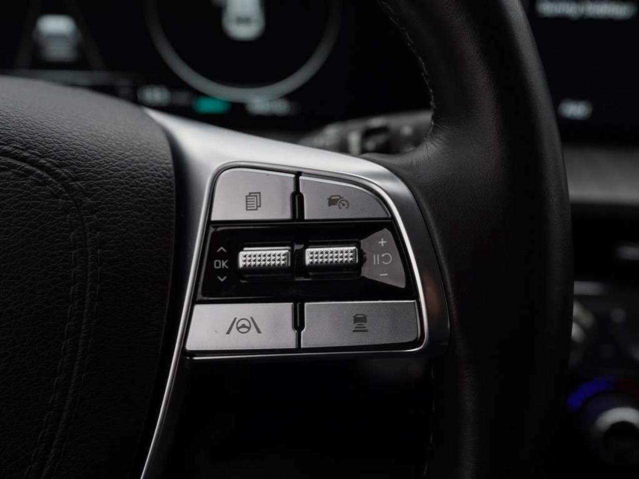 2024 Kia Telluride SX 8 Passenger One-Owner Massage Seats. Photo