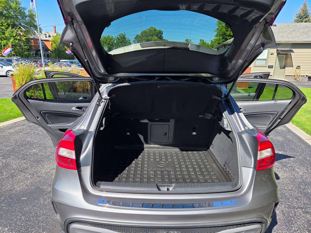 2016 Mercedes-Benz GLA GLA 250 Photo