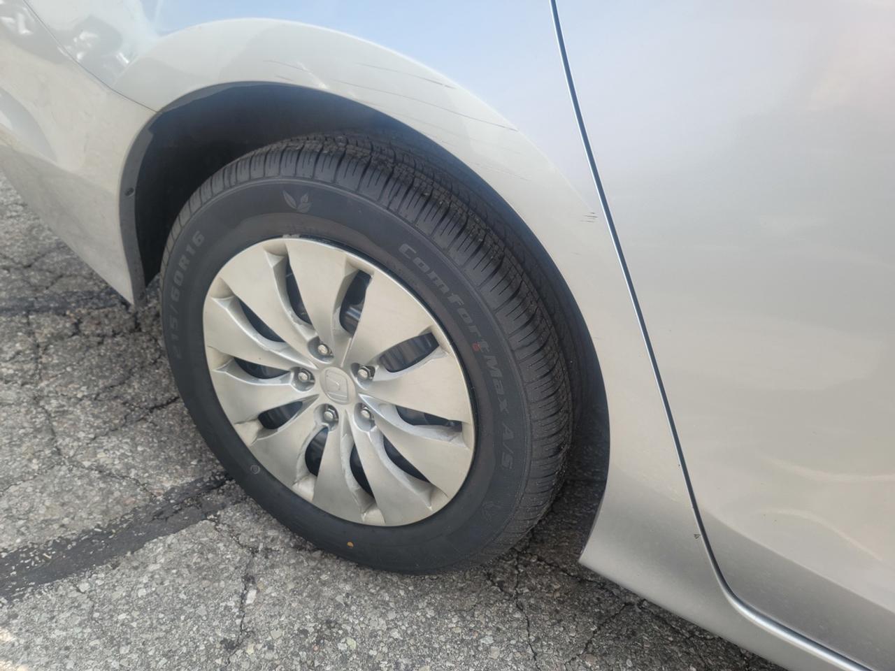 2008 Honda Accord LX Photo2