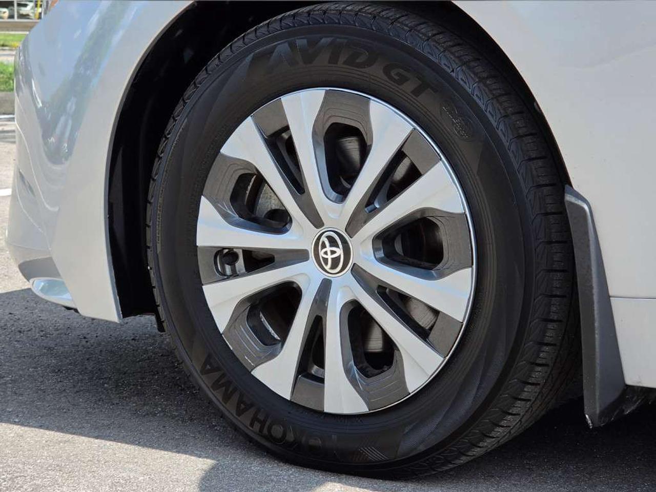 2025 Toyota Corolla LE  Alloy Wheels Apple CarPlay Photo