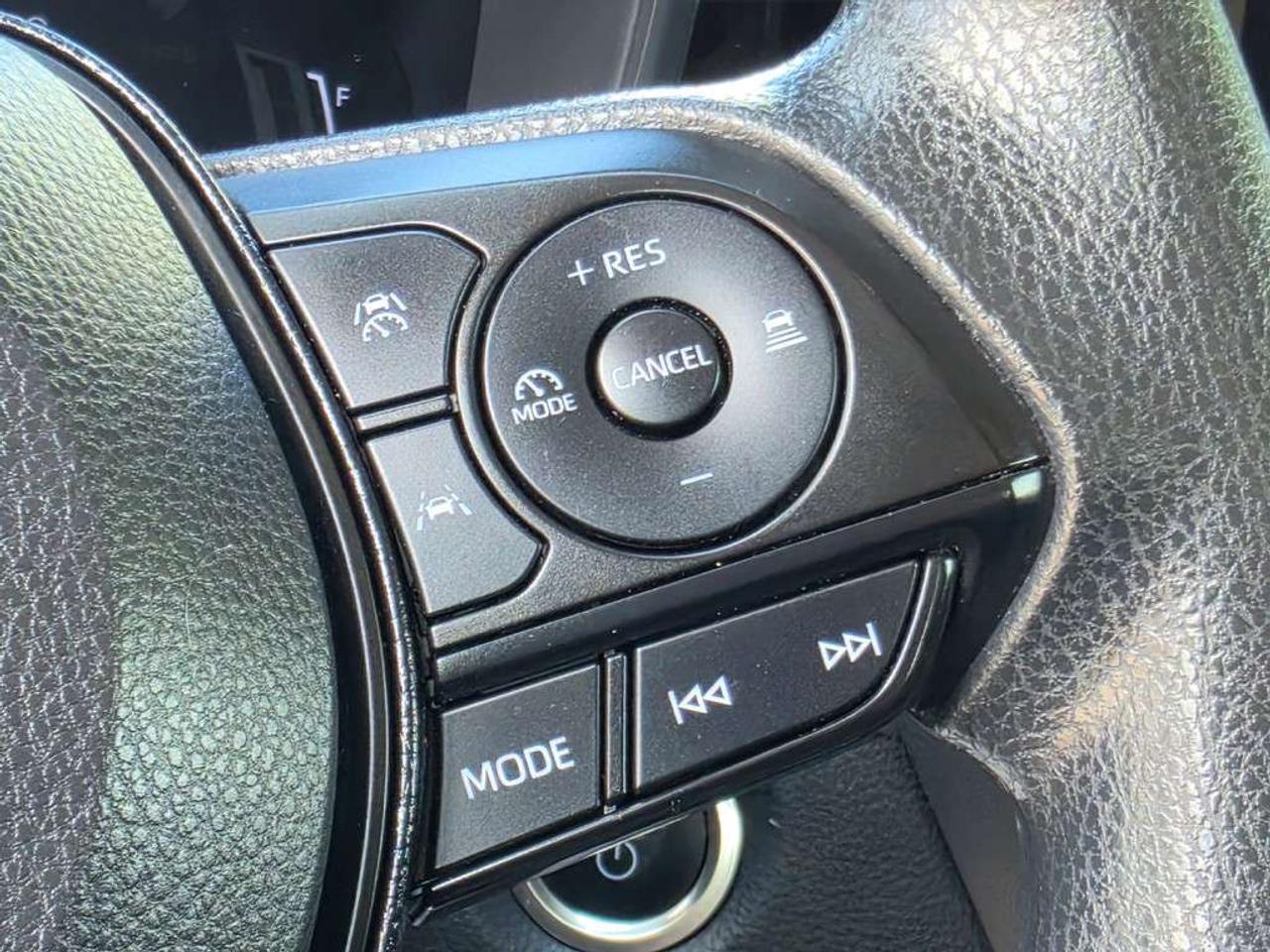 2025 Toyota Corolla LE  Alloy Wheels Apple CarPlay Photo