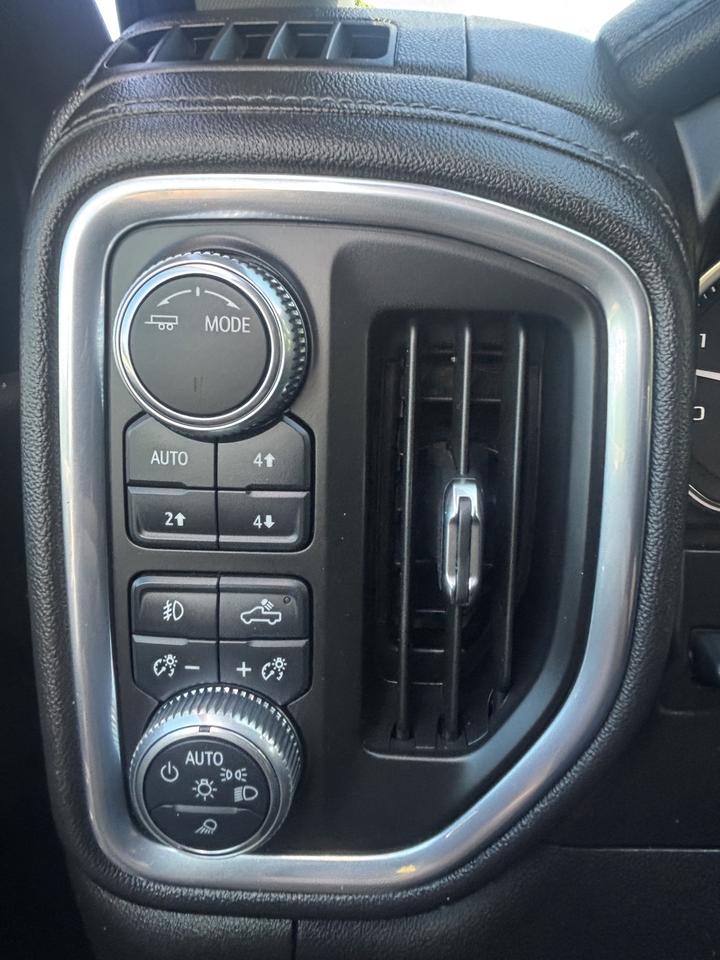 2020 GMC Sierra 2500 HD DENALI Photo