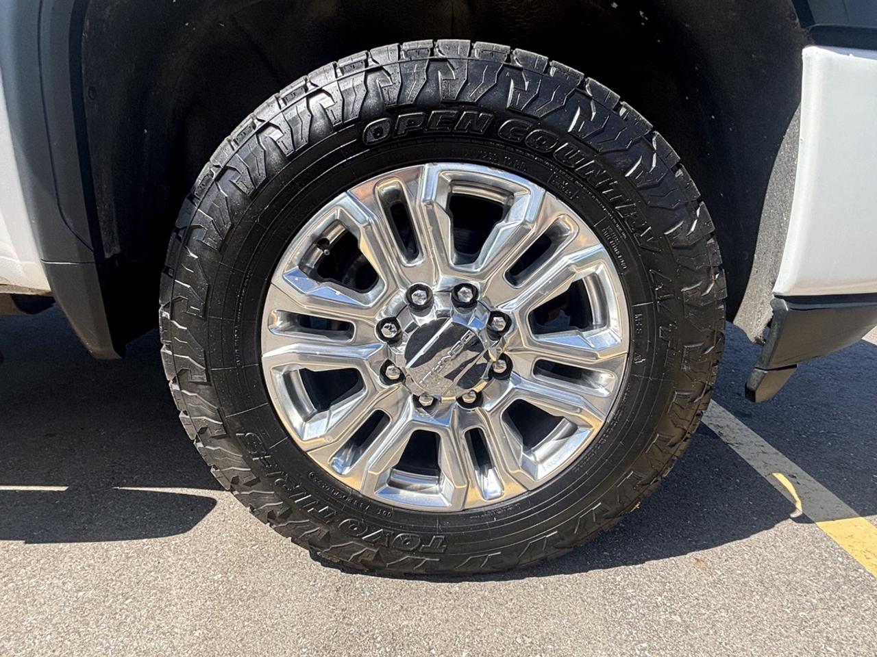 2020 GMC Sierra 2500 HD DENALI Photo