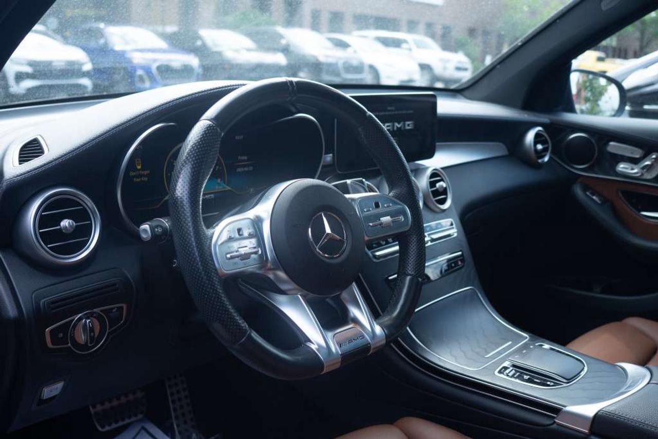 2022 Mercedes-Benz GLC Twin-Turbo Assistance Package Winter Tires Included. Photo