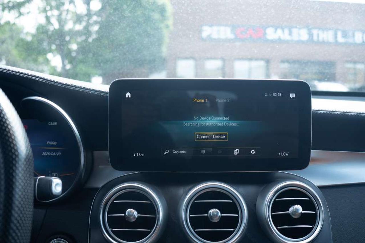 2022 Mercedes-Benz GLC Twin-Turbo Assistance Package Winter Tires Included. Photo