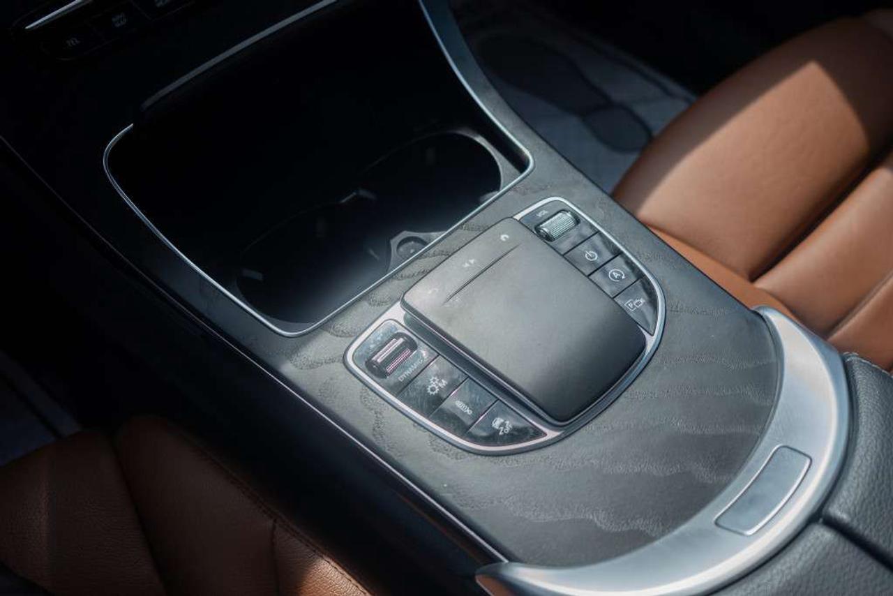 2022 Mercedes-Benz GLC Twin-Turbo Assistance Package Winter Tires Included. Photo