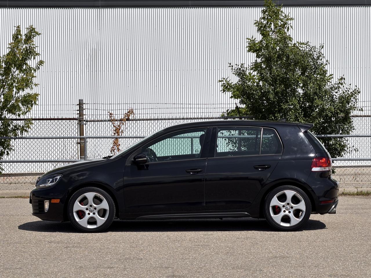 2013 Volkswagen GTI 5-door DSG Photo