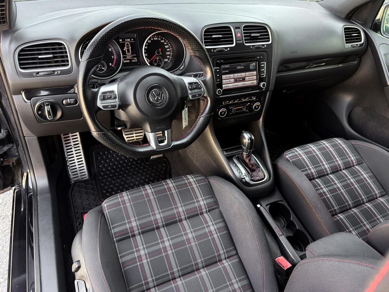 2013 Volkswagen GTI 5-door DSG Photo