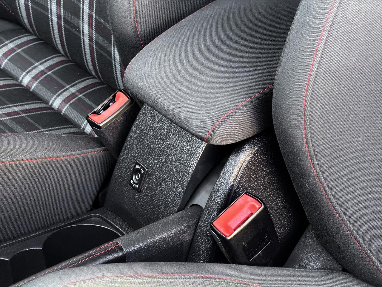 2013 Volkswagen GTI 5-door DSG Photo