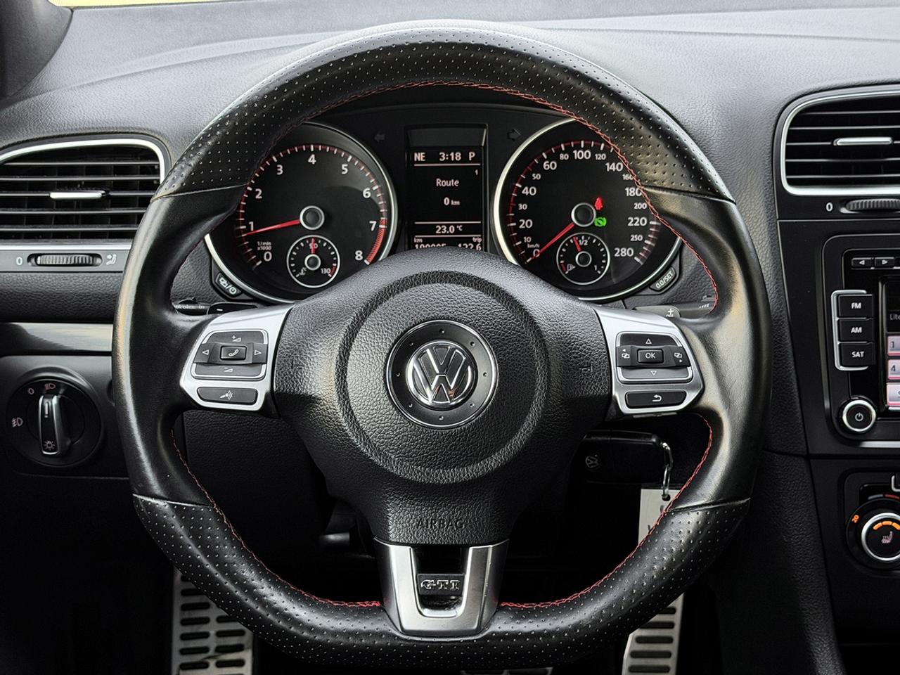 2013 Volkswagen GTI 5-door DSG Photo