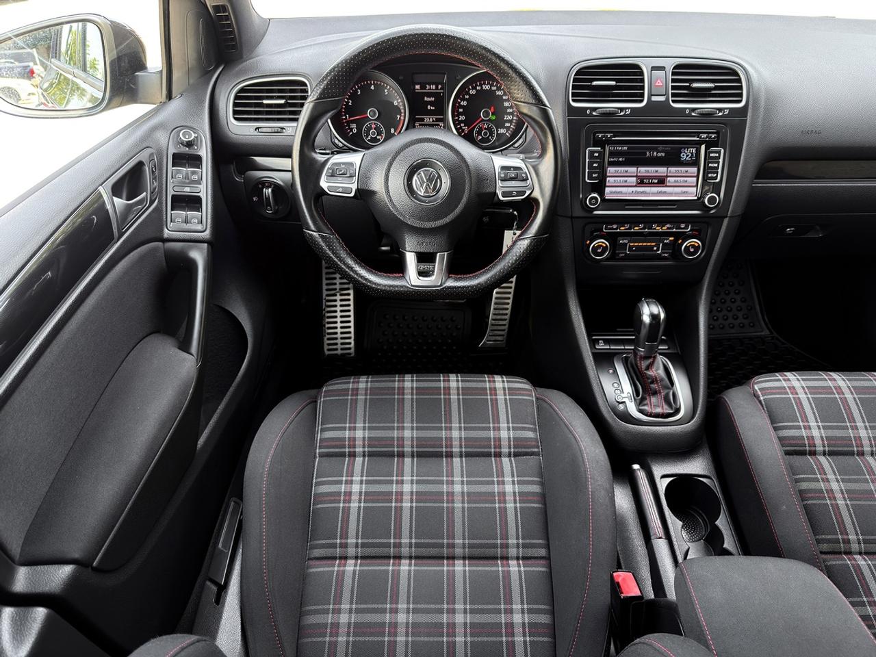 2013 Volkswagen GTI 5-door DSG Photo