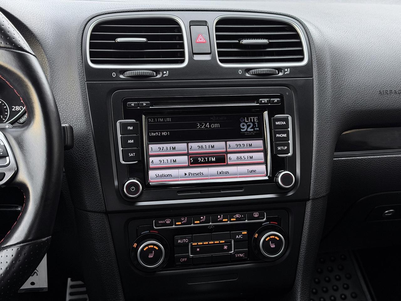 2013 Volkswagen GTI 5-door DSG Photo