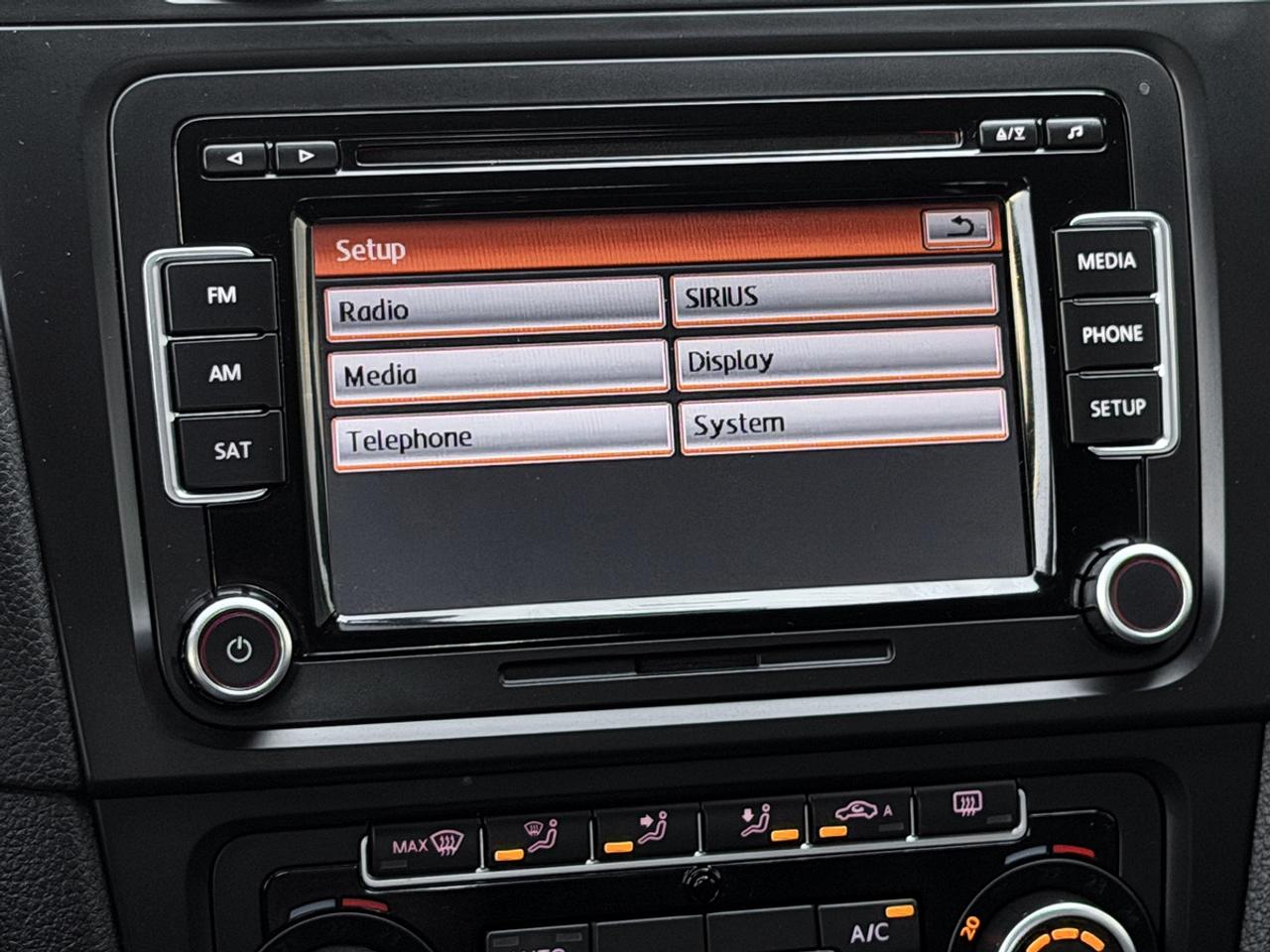 2013 Volkswagen GTI 5-door DSG Photo
