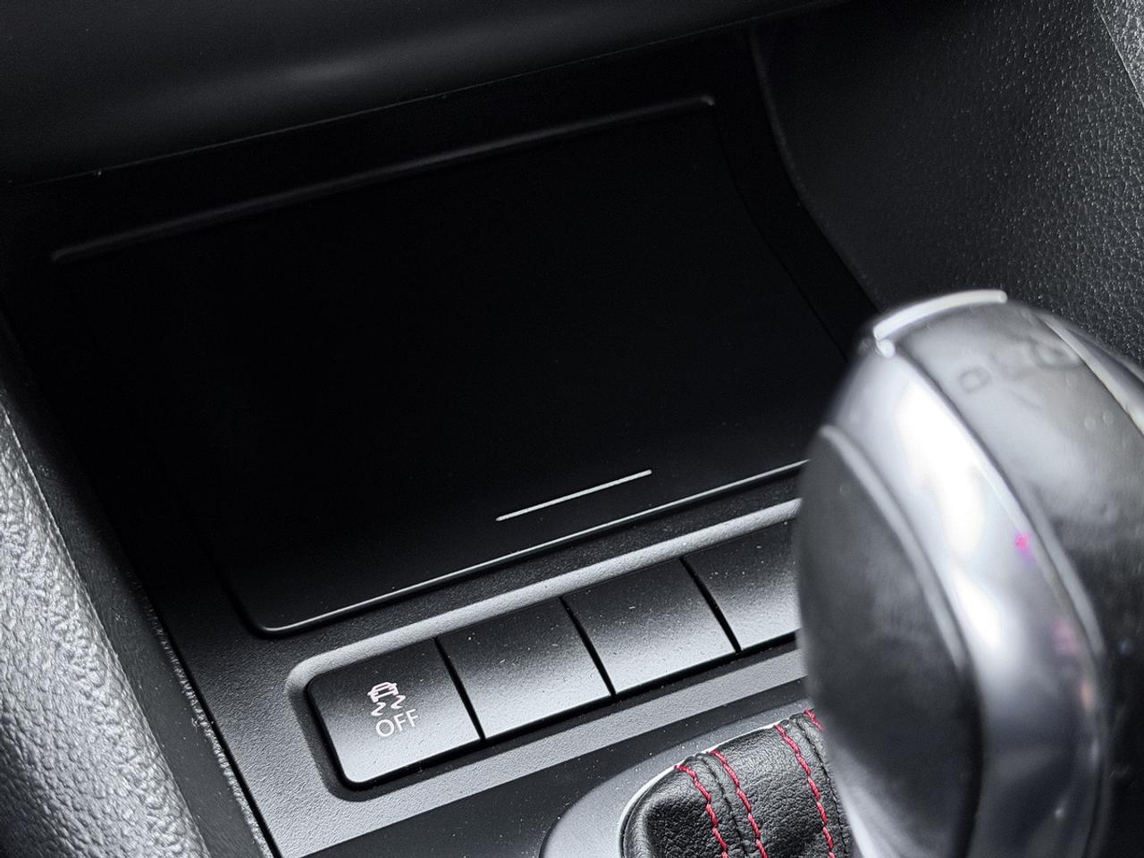 2013 Volkswagen GTI 5-door DSG Photo