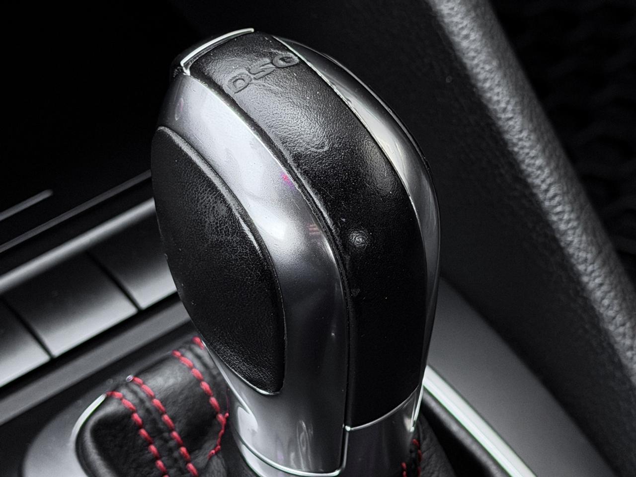 2013 Volkswagen GTI 5-door DSG Photo