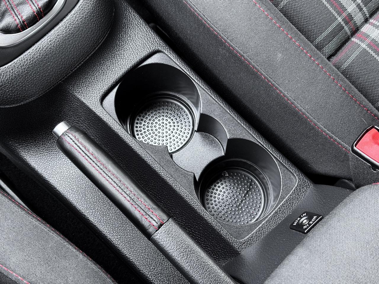 2013 Volkswagen GTI 5-door DSG Photo