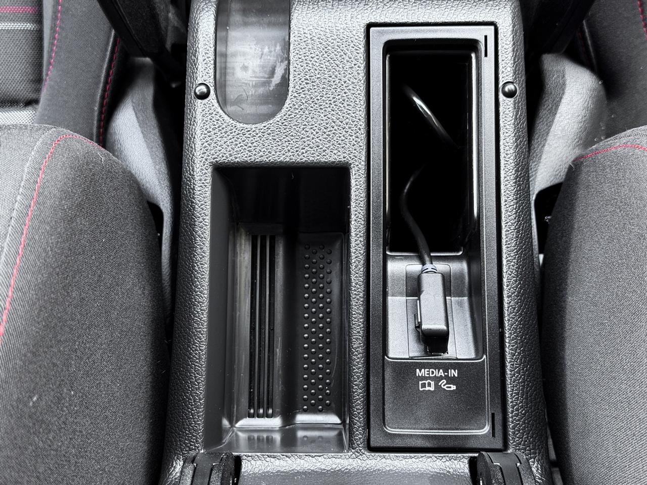 2013 Volkswagen GTI 5-door DSG Photo