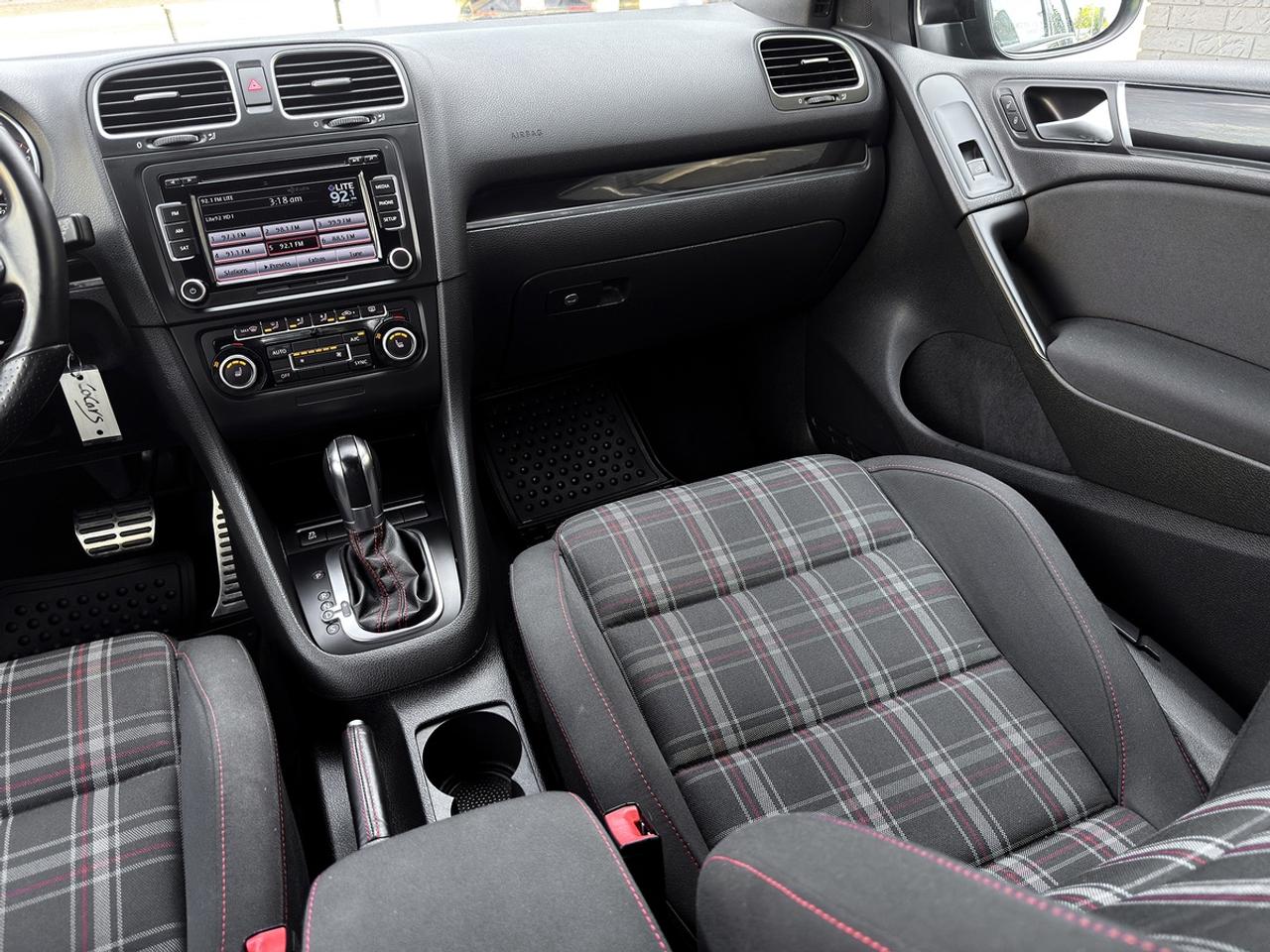 2013 Volkswagen GTI 5-door DSG Photo