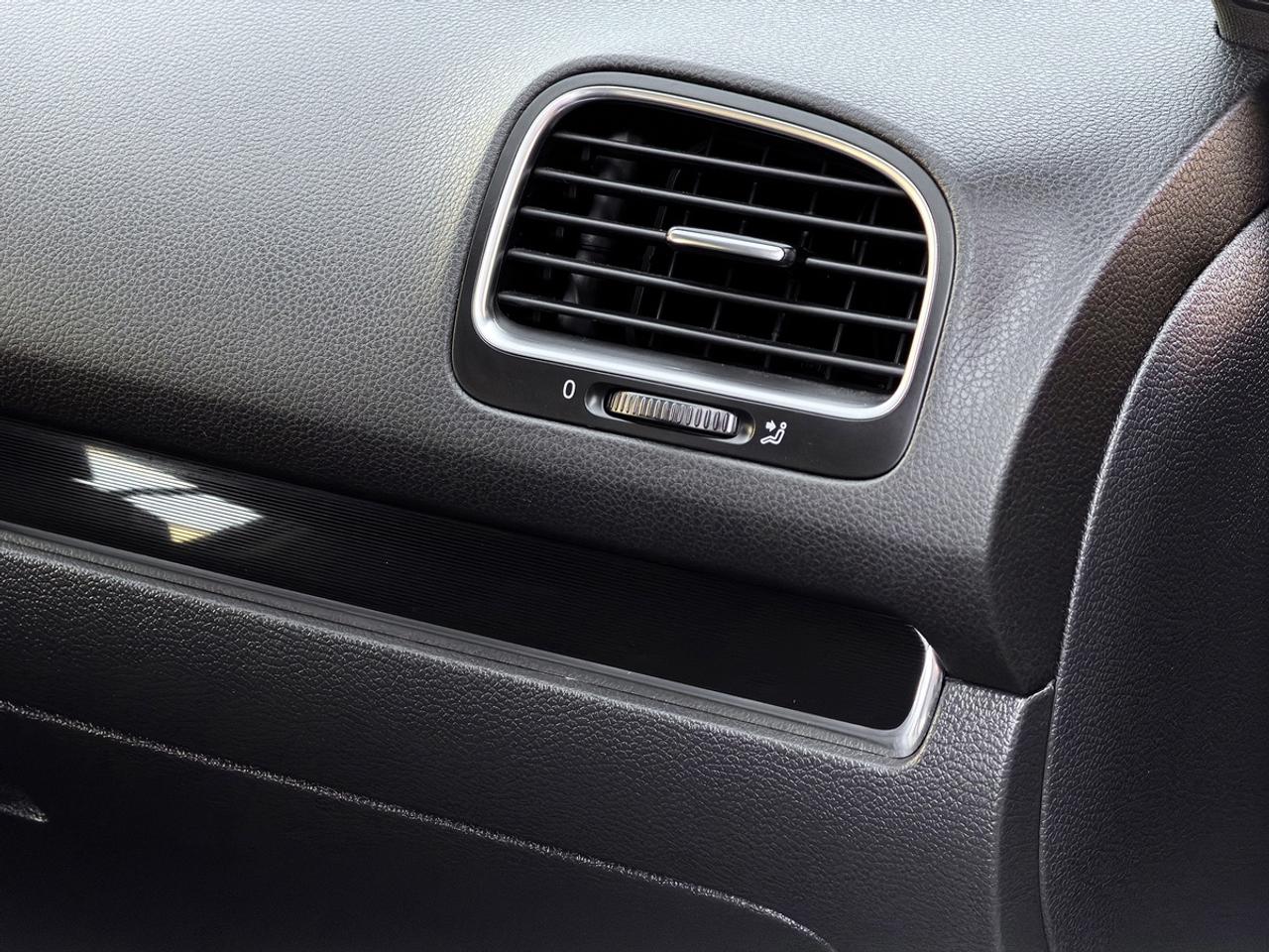 2013 Volkswagen GTI 5-door DSG Photo