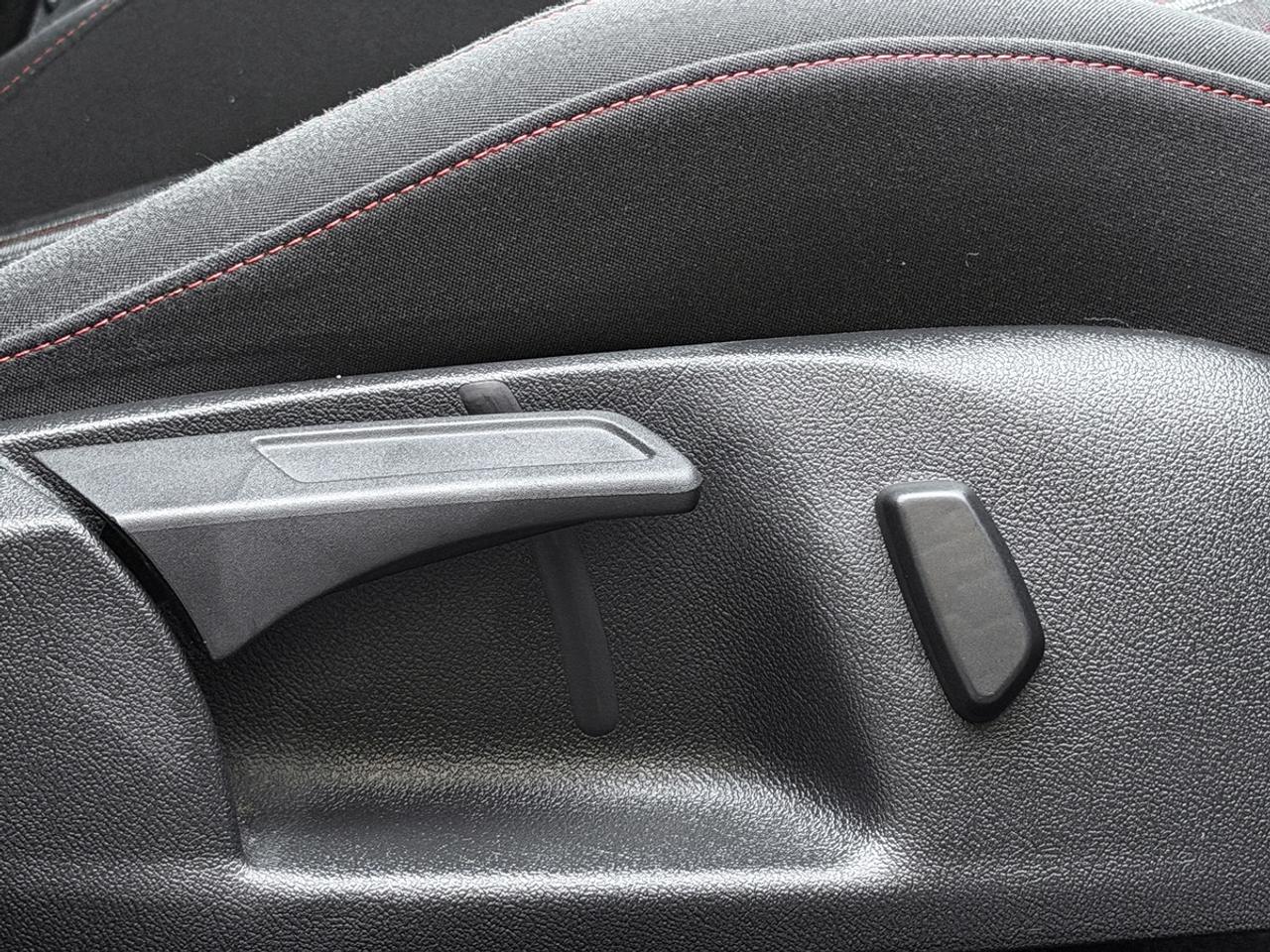 2013 Volkswagen GTI 5-door DSG Photo