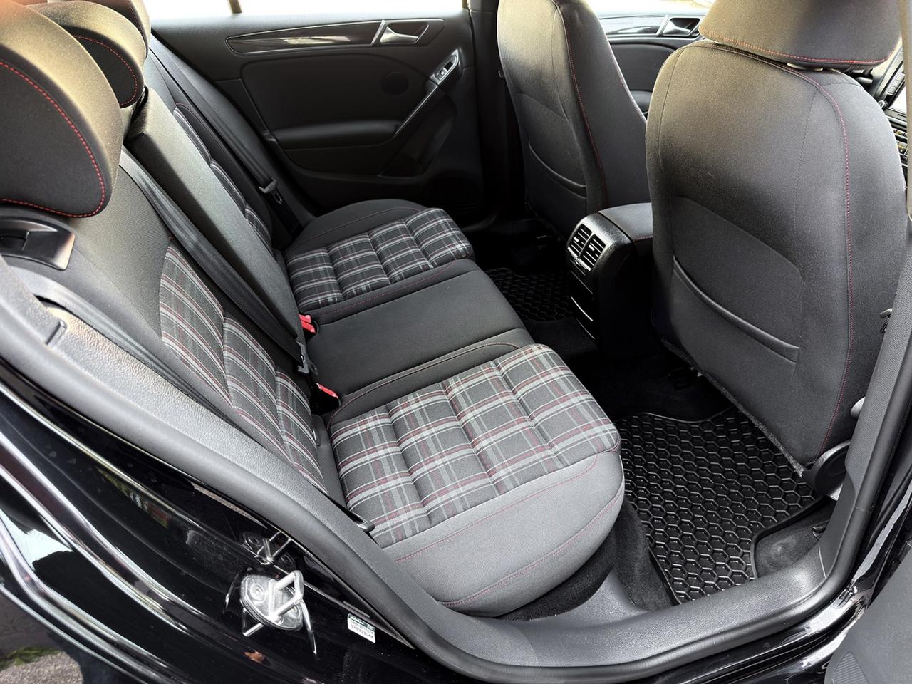 2013 Volkswagen GTI 5-door DSG Photo
