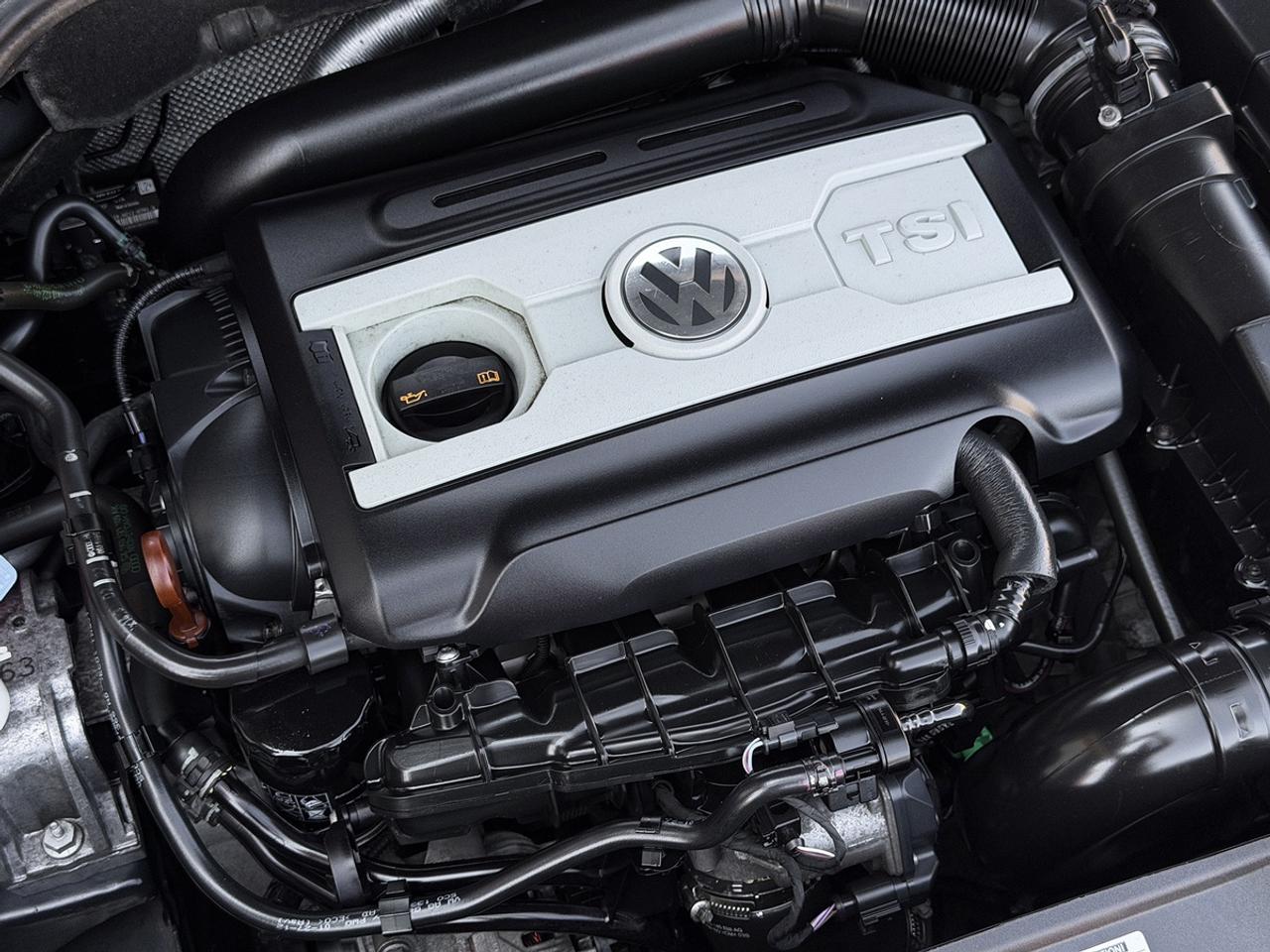 2013 Volkswagen GTI 5-door DSG Photo