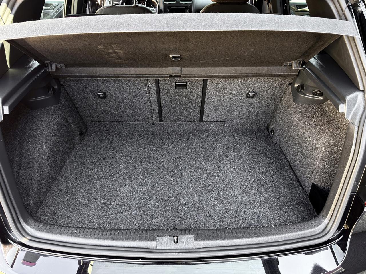 2013 Volkswagen GTI 5-door DSG Photo