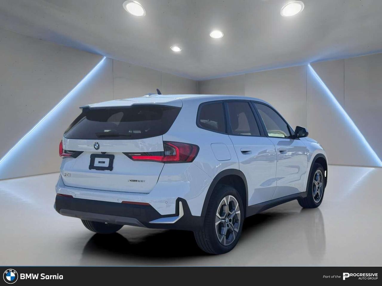 2025 BMW X1 XDRIVE28I   HEATED SEATS   APPLE CARPLAY Photo