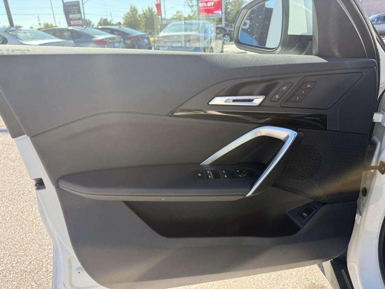 2025 BMW X1 XDRIVE28I   HEATED SEATS   APPLE CARPLAY Photo