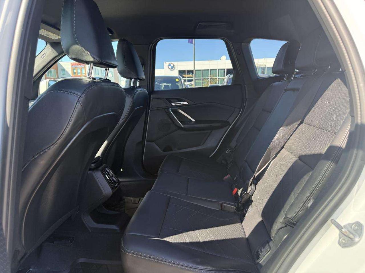 2025 BMW X1 XDRIVE28I   HEATED SEATS   APPLE CARPLAY Photo
