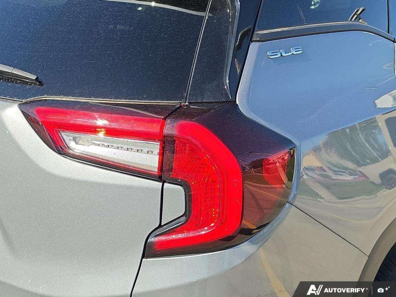 2024 GMC Terrain SLE AWD   OFF LEASE   WELL MAINTAINED   NO CLAIMS Photo