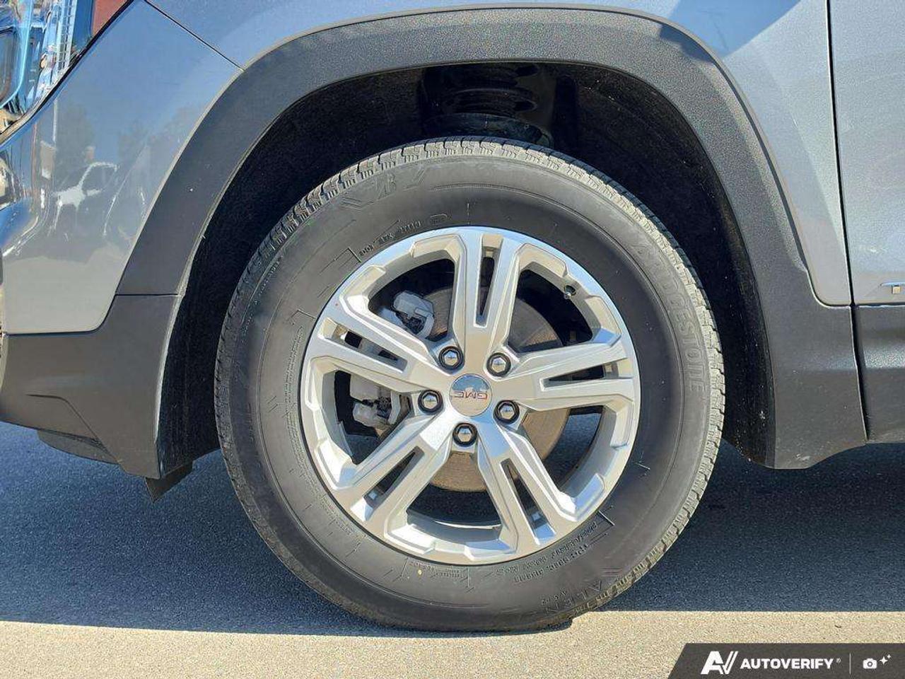 2024 GMC Terrain SLE AWD   OFF LEASE   WELL MAINTAINED   NO CLAIMS Photo