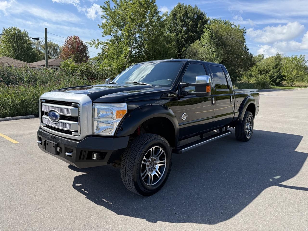 2016 Ford F-250 Platinum Photo0