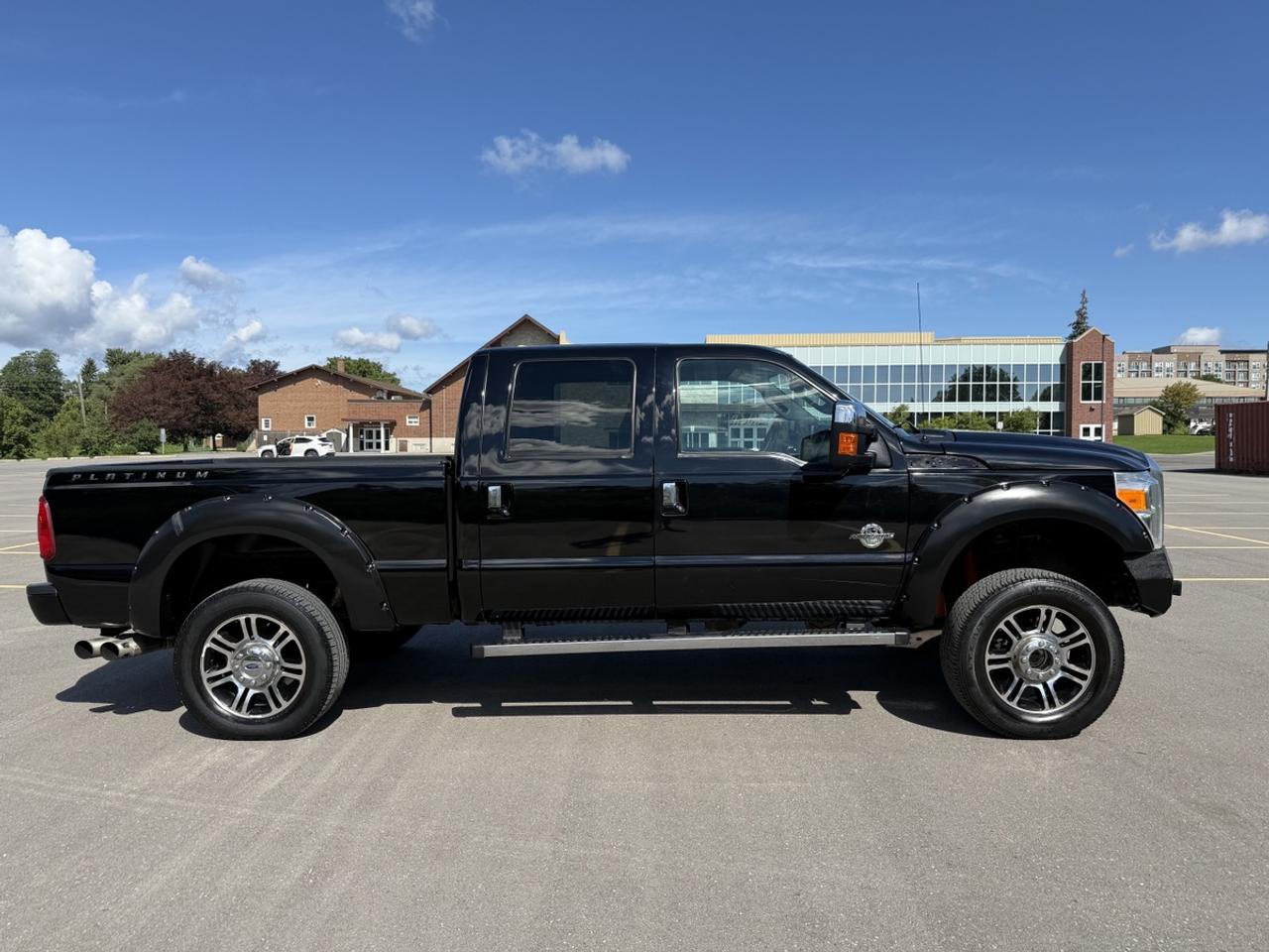 2016 Ford F-250 Platinum Photo
