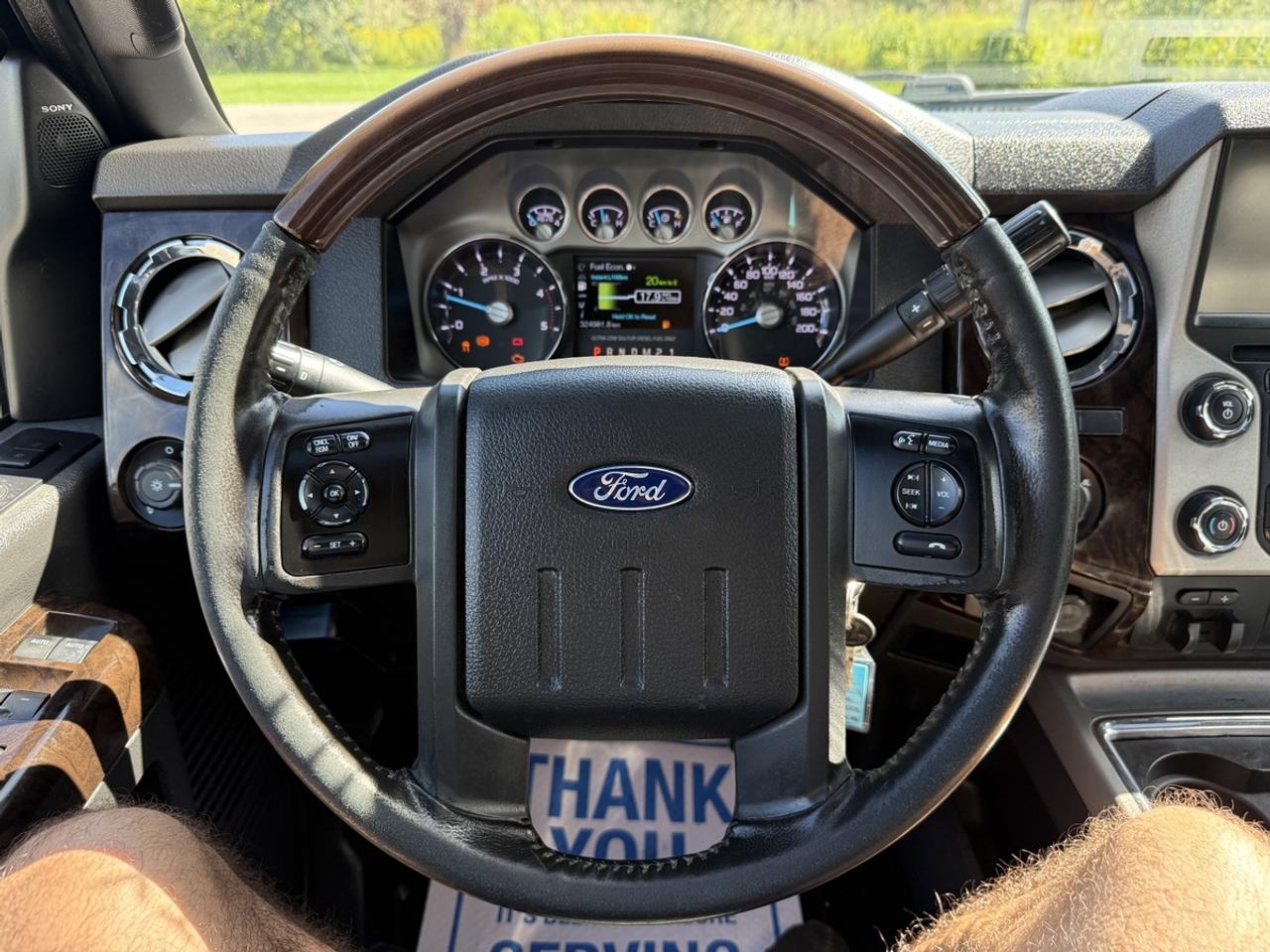 2016 Ford F-250 Platinum Photo