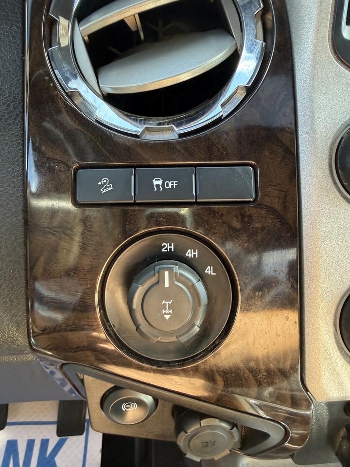 2016 Ford F-250 Platinum Photo