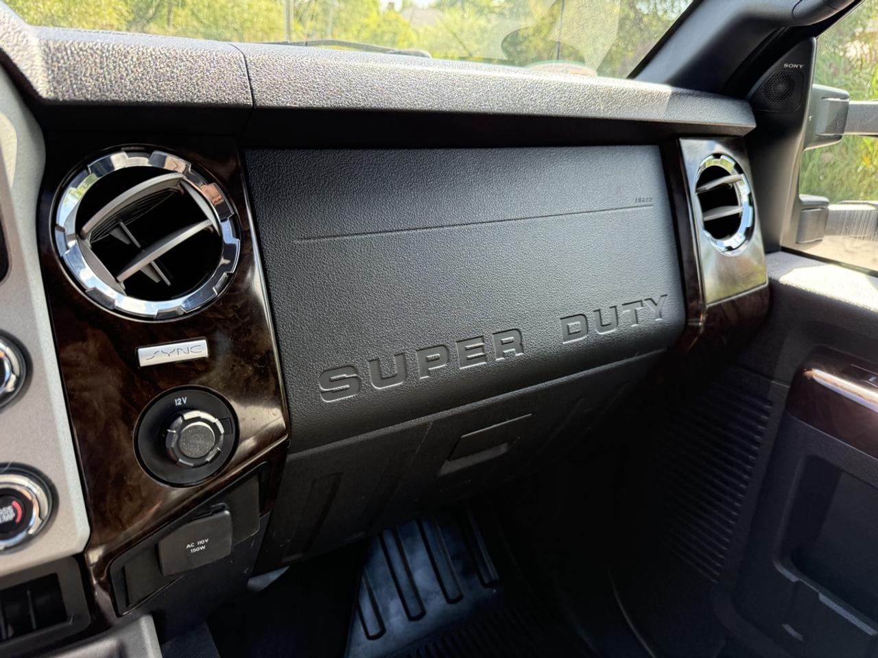 2016 Ford F-250 Platinum Photo