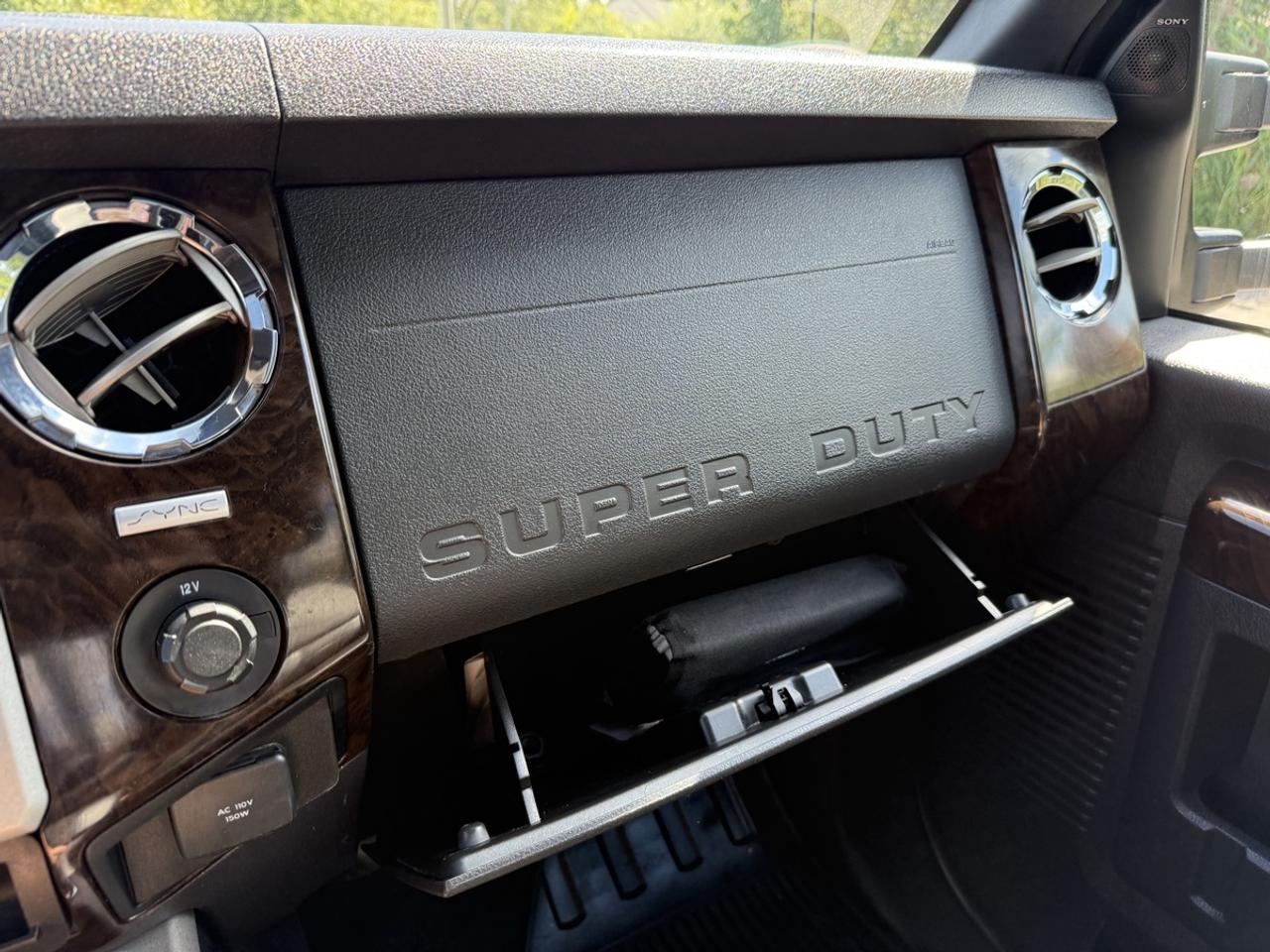 2016 Ford F-250 Platinum Photo
