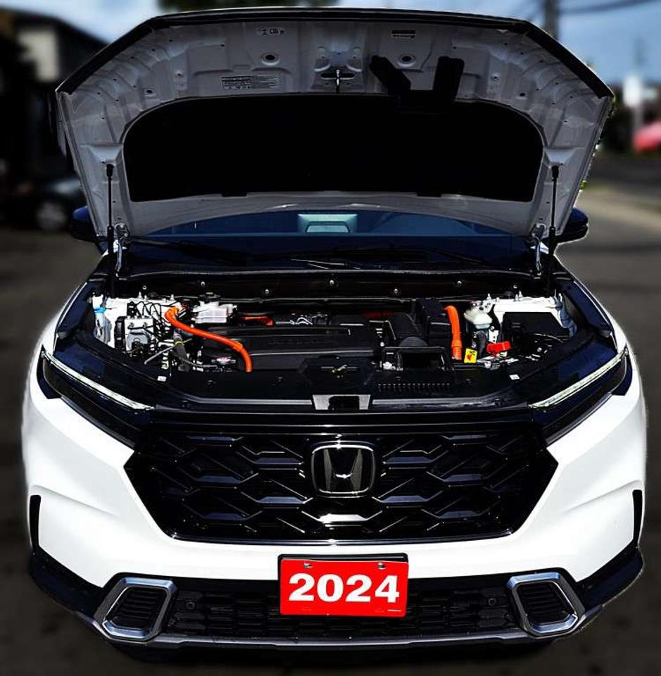 2024 Honda CR-V Touring 4dr All Wheel Drive CVT Photo