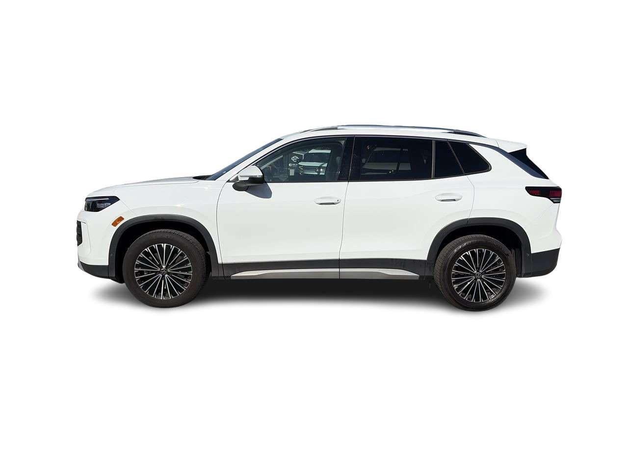 2026 Volkswagen Tiguan Comfortline 4MOTION Remote Starter  Alloy Wheels  Power Liftgate  Apple/Android CarPlay Photo