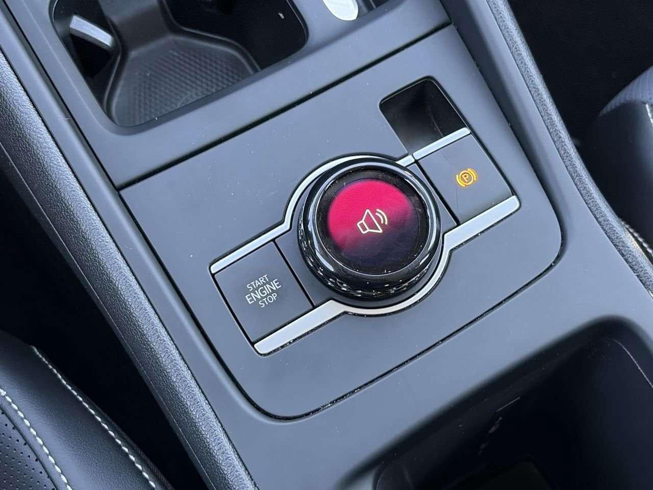 2026 Volkswagen Tiguan Comfortline 4MOTION Remote Starter  Alloy Wheels  Power Liftgate  Apple/Android CarPlay Photo