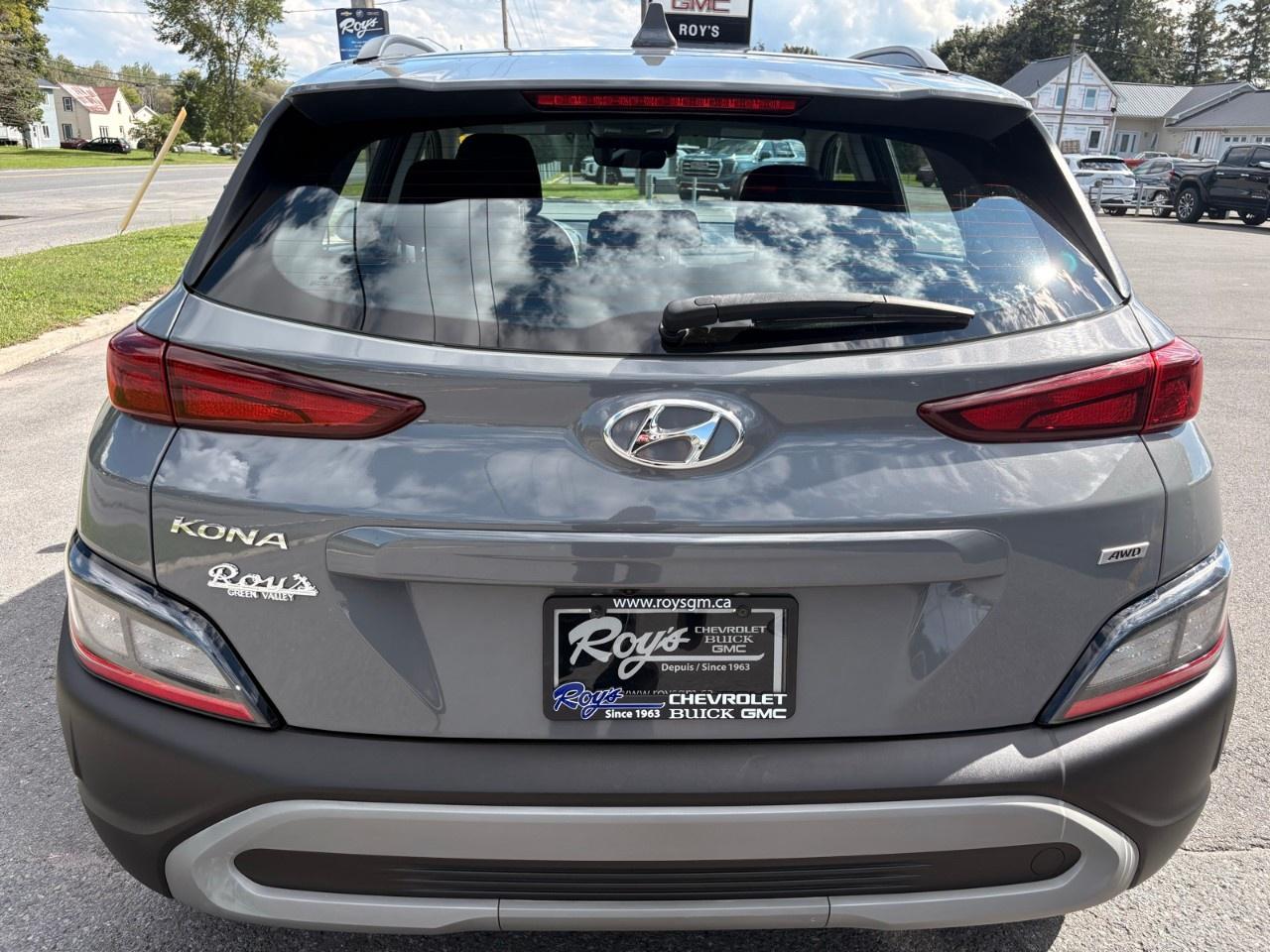 2023 Hyundai KONA 2.0L Essential AWD Photo