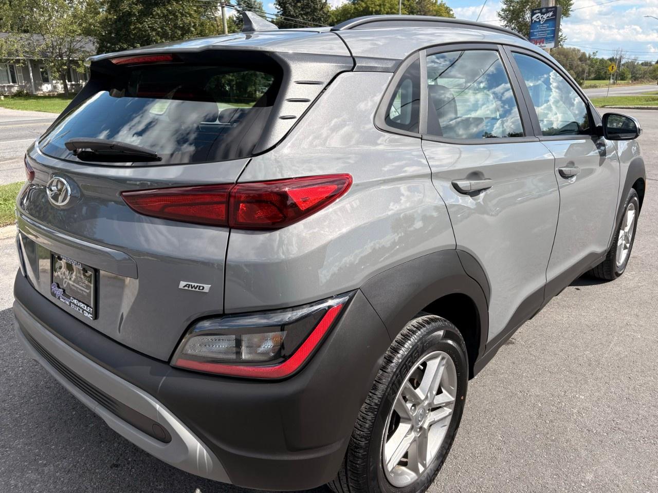 2023 Hyundai KONA 2.0L Essential AWD Photo