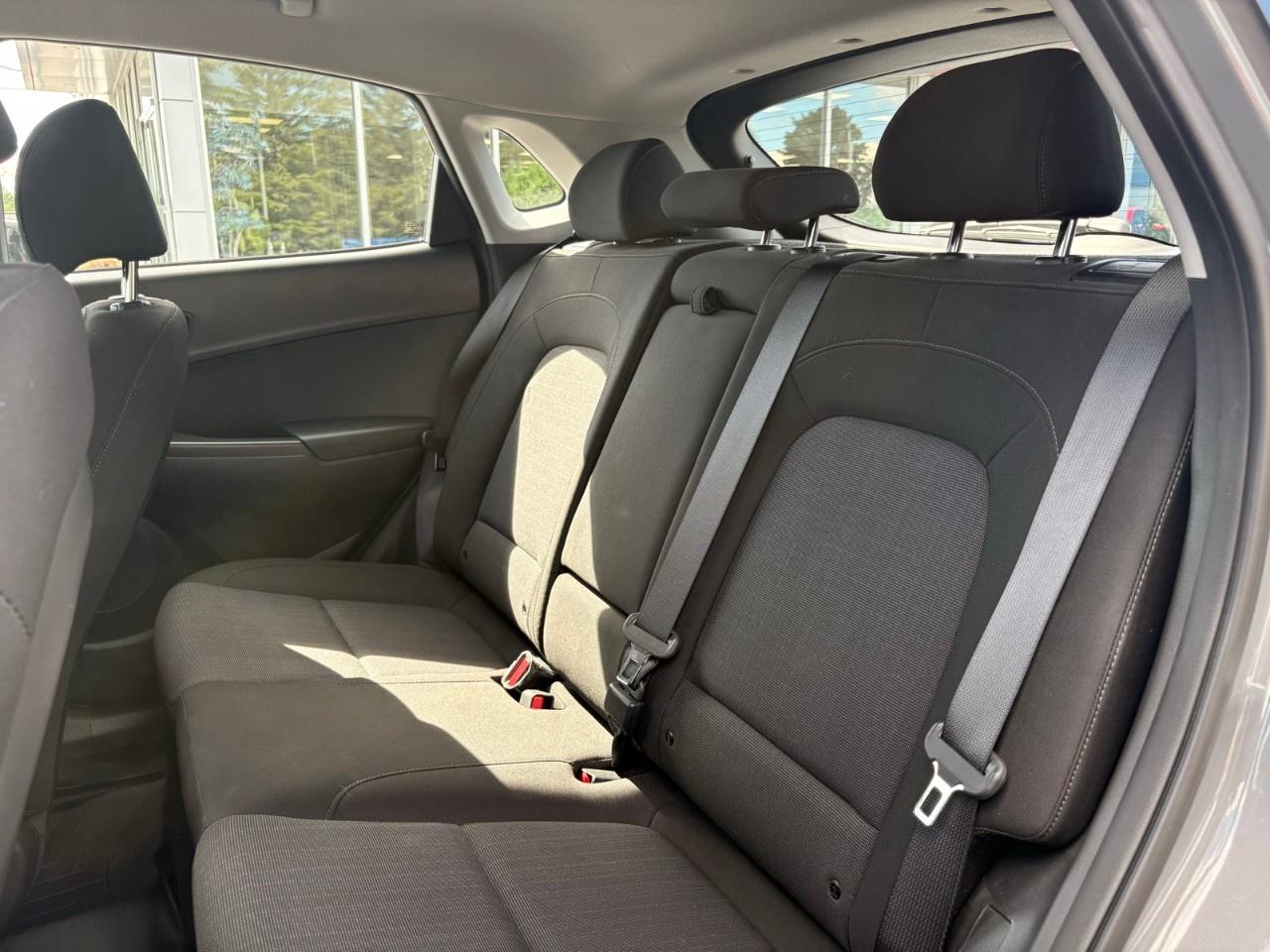 2023 Hyundai KONA 2.0L Essential AWD Photo