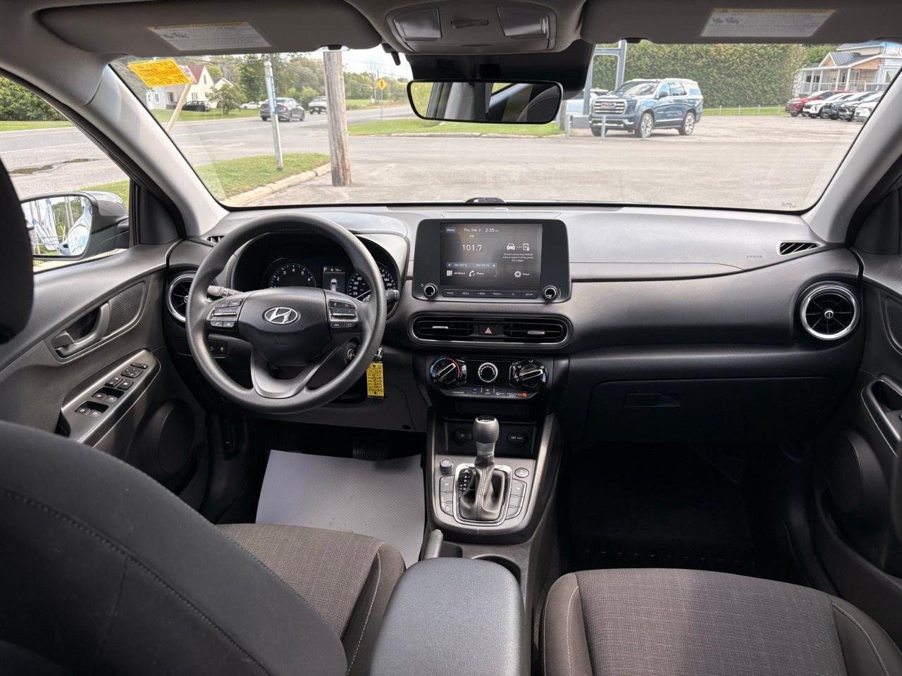 2023 Hyundai KONA 2.0L Essential AWD Photo