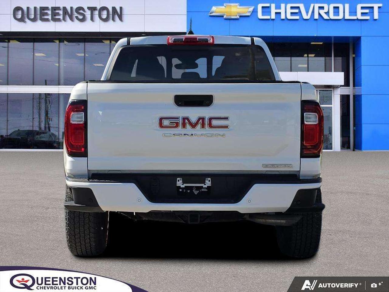 2024 GMC Canyon Elevation   TONNEAU   PREMIUM PKG   HTD SEATS Photo