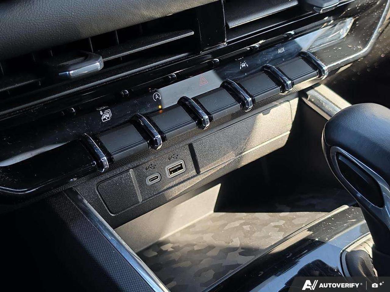 2024 GMC Canyon Elevation   TONNEAU   PREMIUM PKG   HTD SEATS Photo