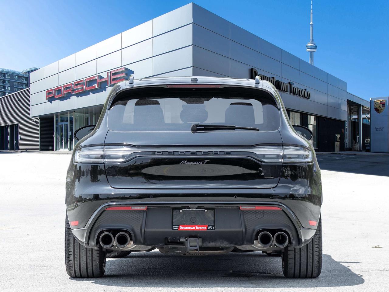 2026 Porsche Macan T   Sport Exhaust   Adaptive Air Suspension Photo