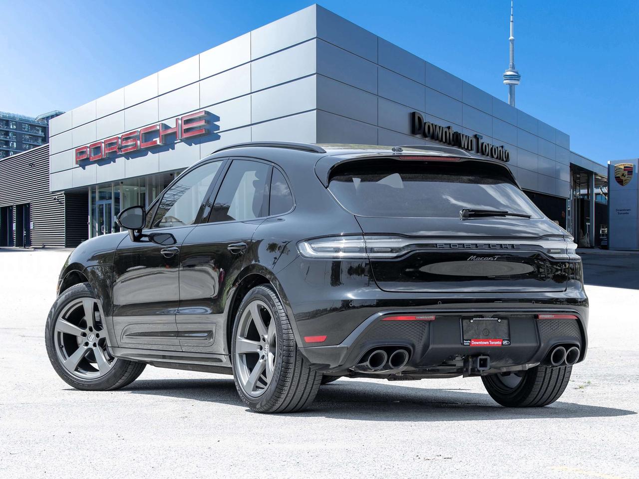 2026 Porsche Macan T   Sport Exhaust   Adaptive Air Suspension Photo2